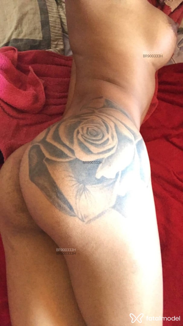 Acompanhante travesti morena (o) de olhos castanhos em Aparecida de Goiânia - Luanna Araújo