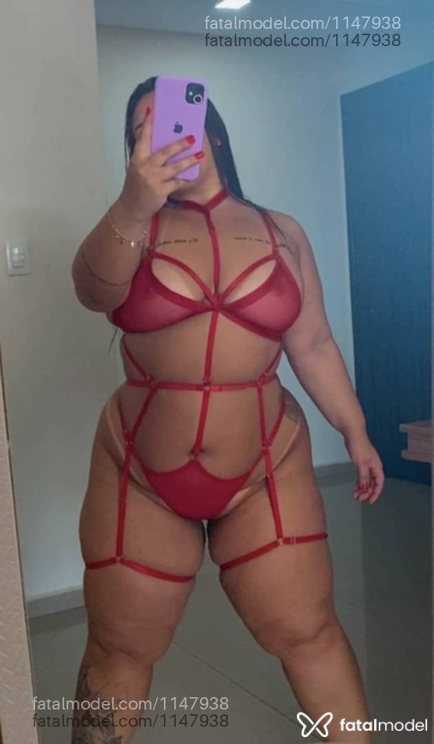 Acompanhante mulher com cabelo castanho de olhos castanhos em Marechal Cândido Rondon - Larissa Ferraz