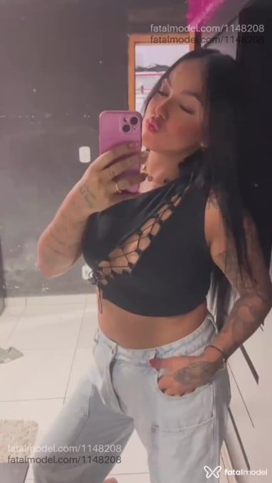 Acompanhante mulher com cabelo castanho de olhos castanhos em Manhuaçu - Suellen