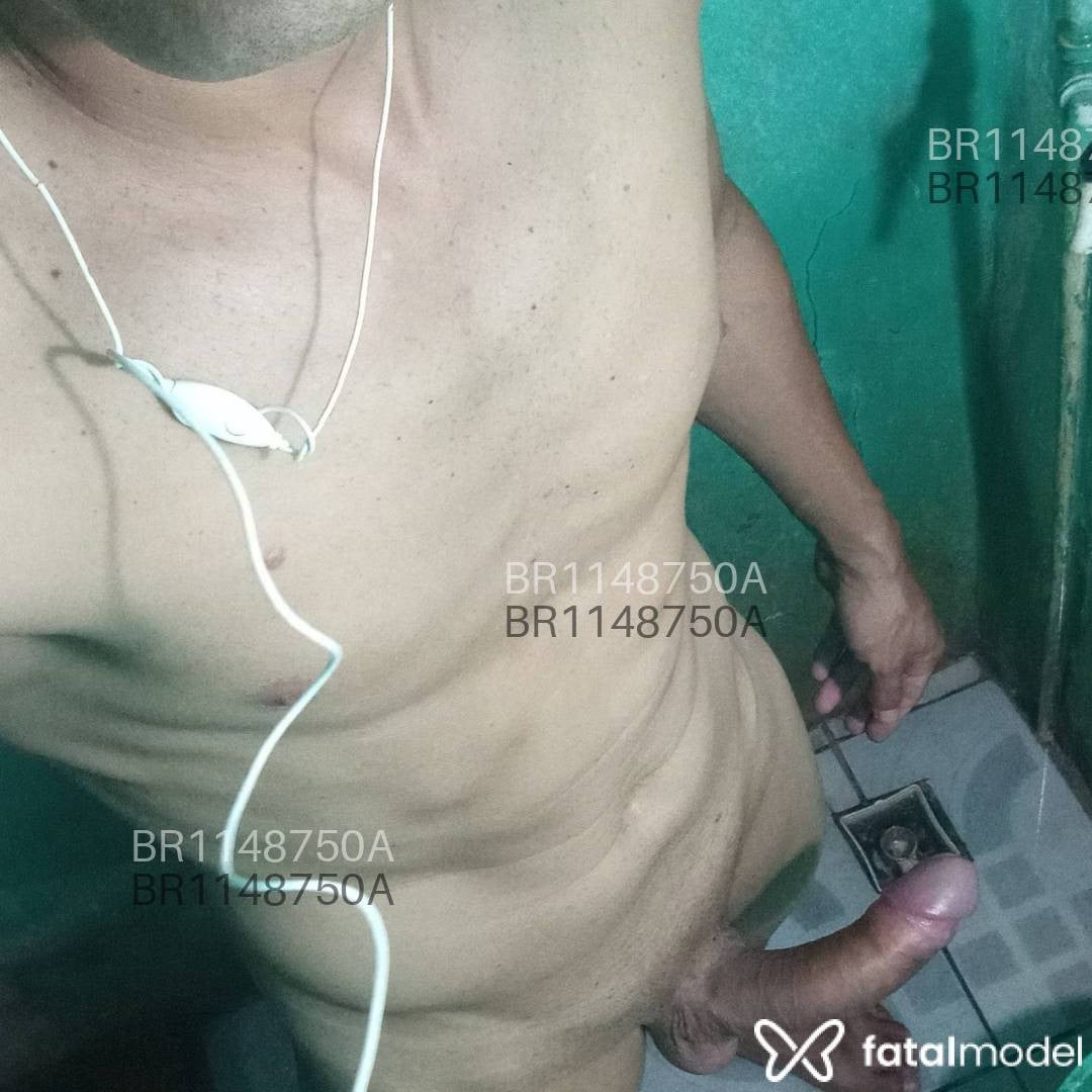 Acompanhante homem morena (o) de olhos mel em Macapá Acompanhante homem morena (o) de olhos mel em Macapá - Dom picon