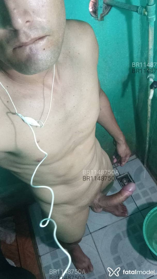Acompanhante homem morena (o) de olhos mel em Macapá Acompanhante homem morena (o) de olhos mel em Macapá - Dom picon