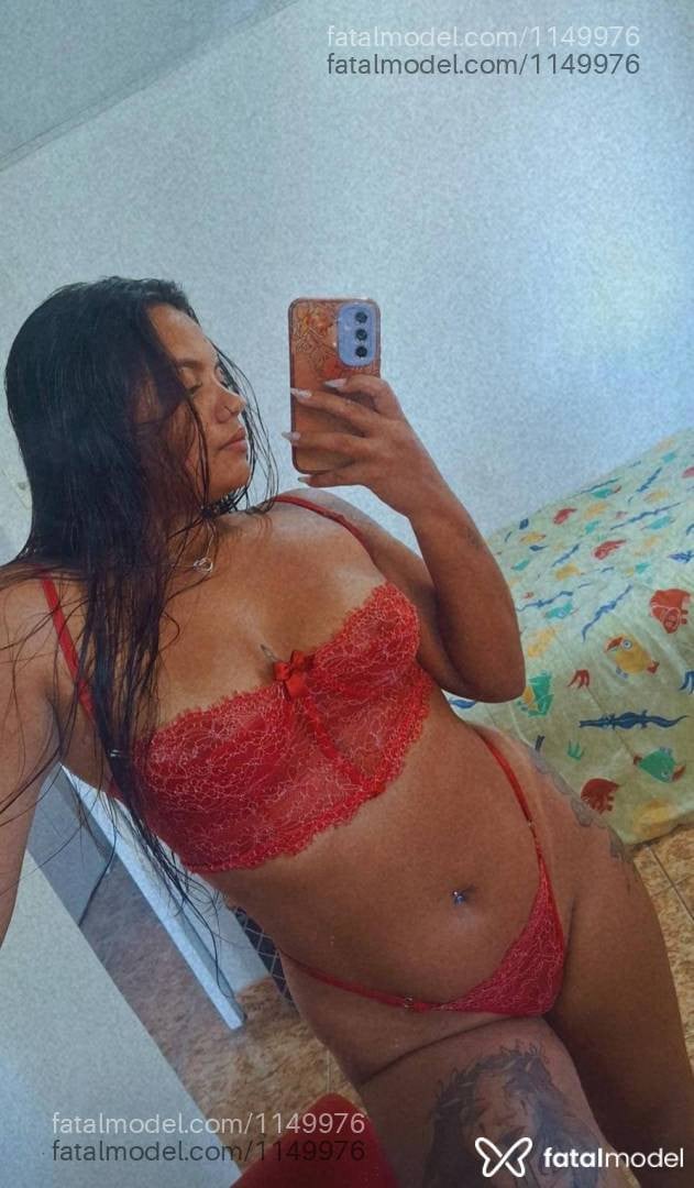 Acompanhante mulher com cabelo castanho de olhos castanhos - Joice