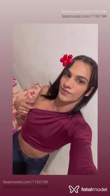 Acompanhante travesti morena (o) de olhos castanhos em Formiga - Karen kellen