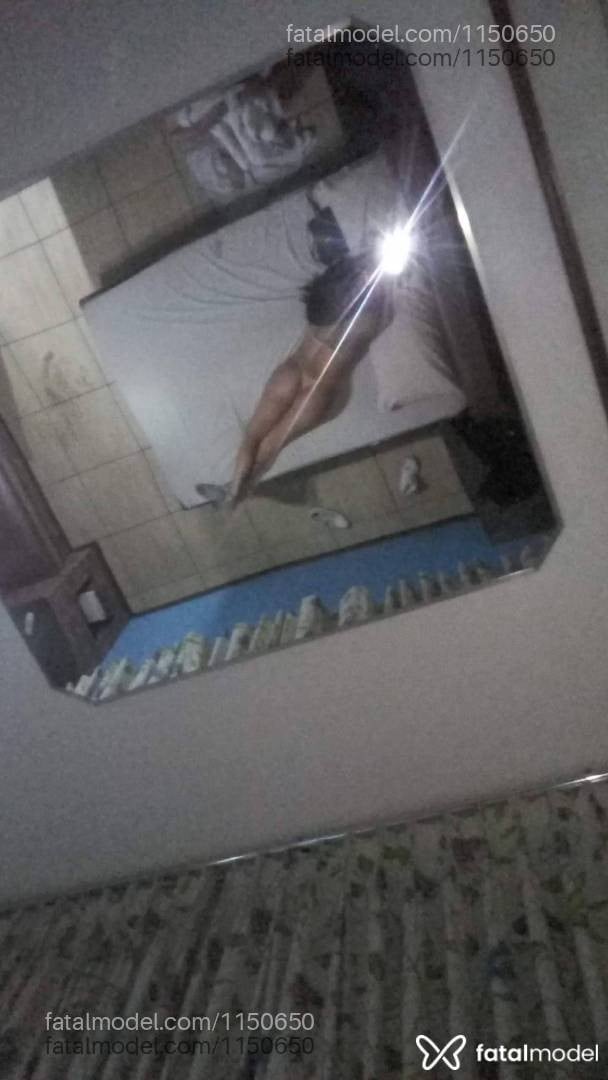 Acompanhante mulher trans morena (o) de olhos castanhos - Gabriela Santos