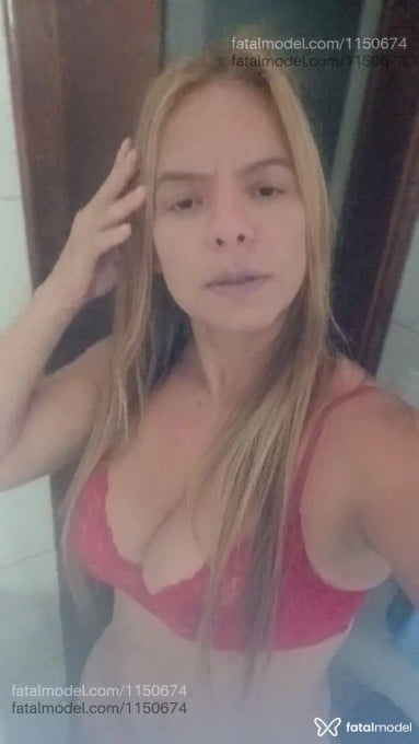 Acompanhante mulher loira (o) de olhos castanhos em Presidente Prudente Acompanhante mulher loira (o) de olhos castanhos em Presidente Prudente - Pamela Puch