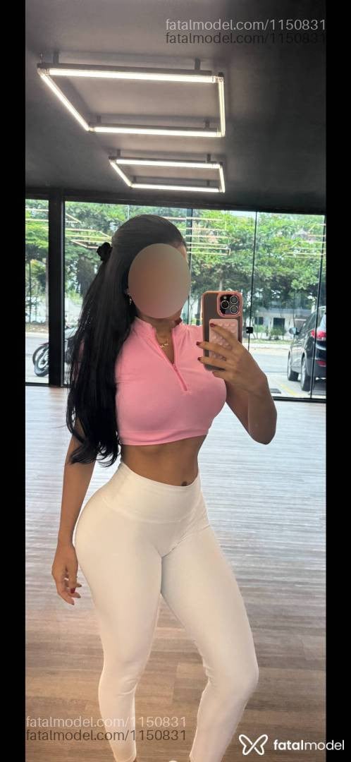 Acompanhante mulher com cabelo castanho de olhos mel em Belo Horizonte - Hanna Lopes