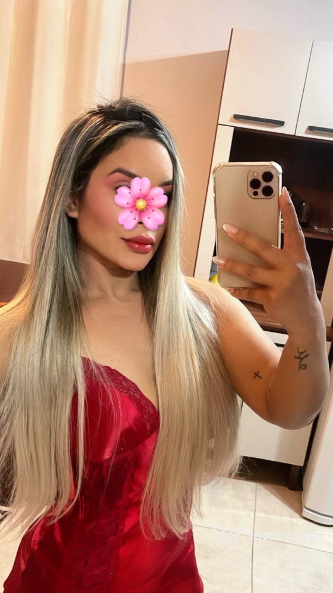 Acompanhante mulher loira (o) de olhos castanhos - Isabella Acompanhante mulher loira (o) de olhos castanhos - Isabella