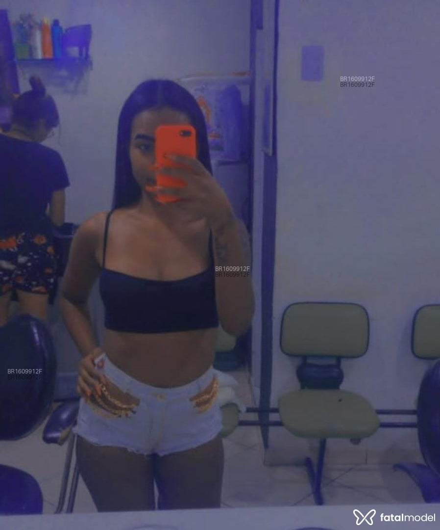 Acompanhante mulher morena (o) de olhos castanhos em Vitória da Conquista - Cleópatra