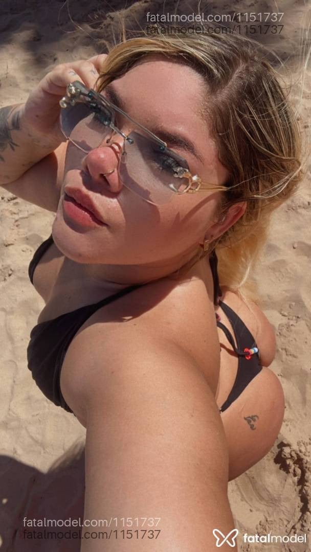 Acompanhante mulher loira (o) de olhos castanhos em Recife - Laura Brito
