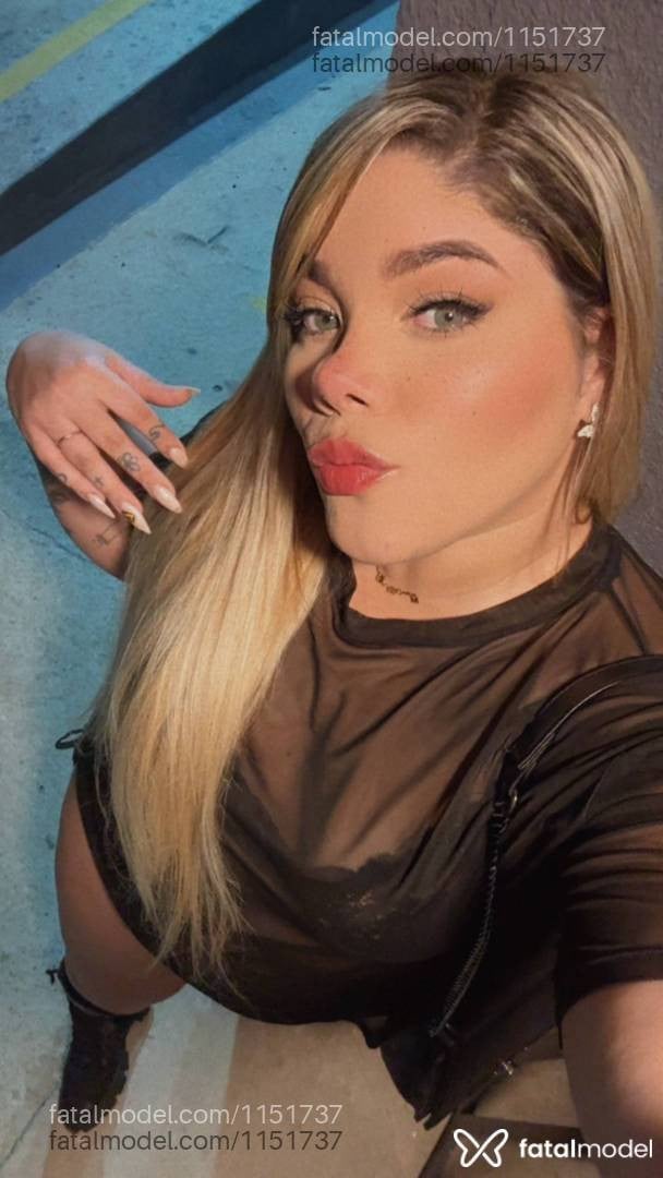Acompanhante mulher loira (o) de olhos castanhos em Recife - Laura Brito