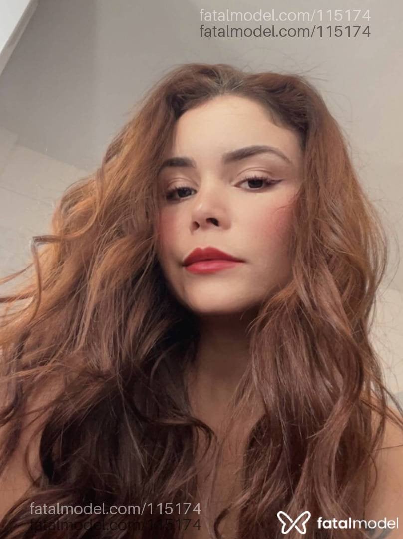Acompanhante mulher com cabelo castanho de olhos castanhos em Belo Horizonte - Marianna