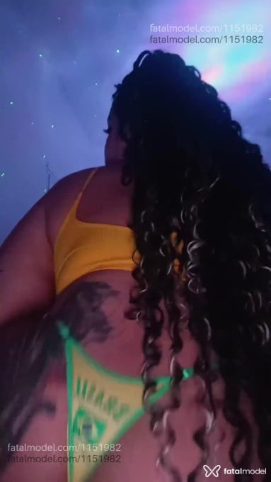 Acompanhante mulher morena (o) de olhos verdes em Contagem Acompanhante mulher morena (o) de olhos verdes em Contagem - Kamila Melo