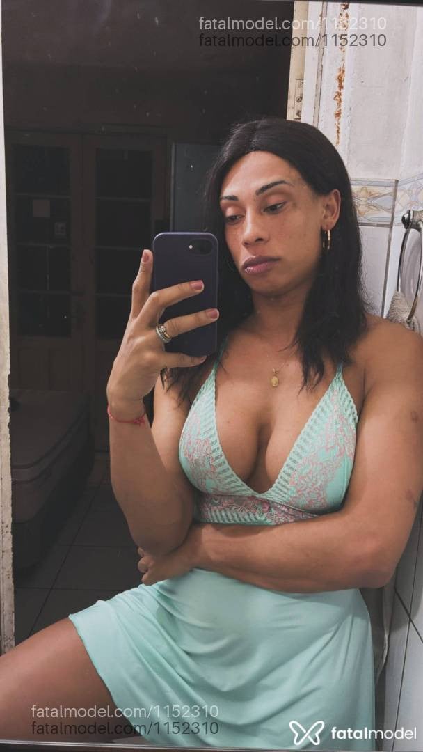 Acompanhante travesti morena (o) de olhos pretos em Porto Alegre - Sandy