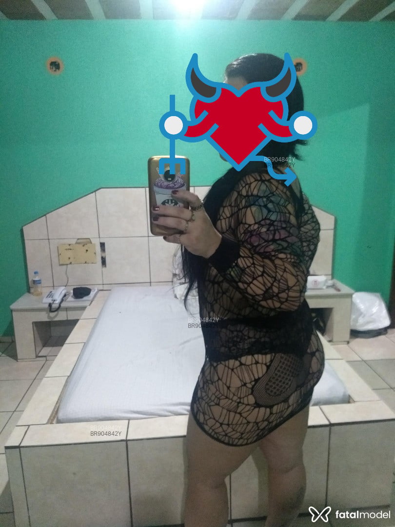 Acompanhante mulher morena (o) de olhos mel em Nova Friburgo - Michelly Grigori