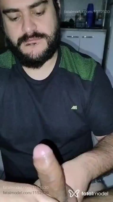 Acompanhante homem com cabelo castanho de olhos castanhos em São Leopoldo Acompanhante homem com cabelo castanho de olhos castanhos em São Leopoldo - MARCUS YGNÁCIO