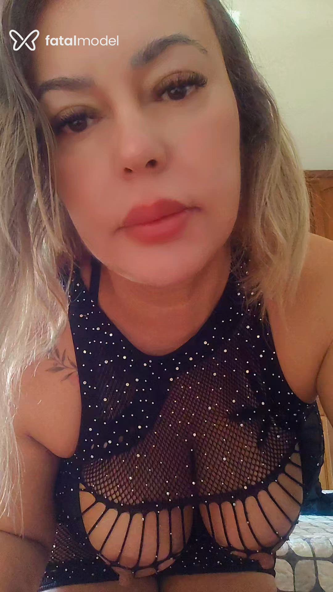Acompanhante mulher loira (o) de olhos castanhos em Foz do Iguaçu Acompanhante mulher loira (o) de olhos castanhos em Foz do Iguaçu - Milena