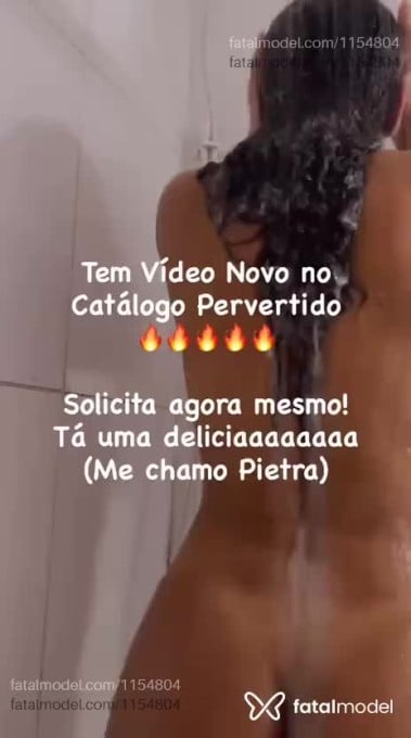 Acompanhante mulher com cabelo castanho de olhos verdes em Virtual - Pietra
