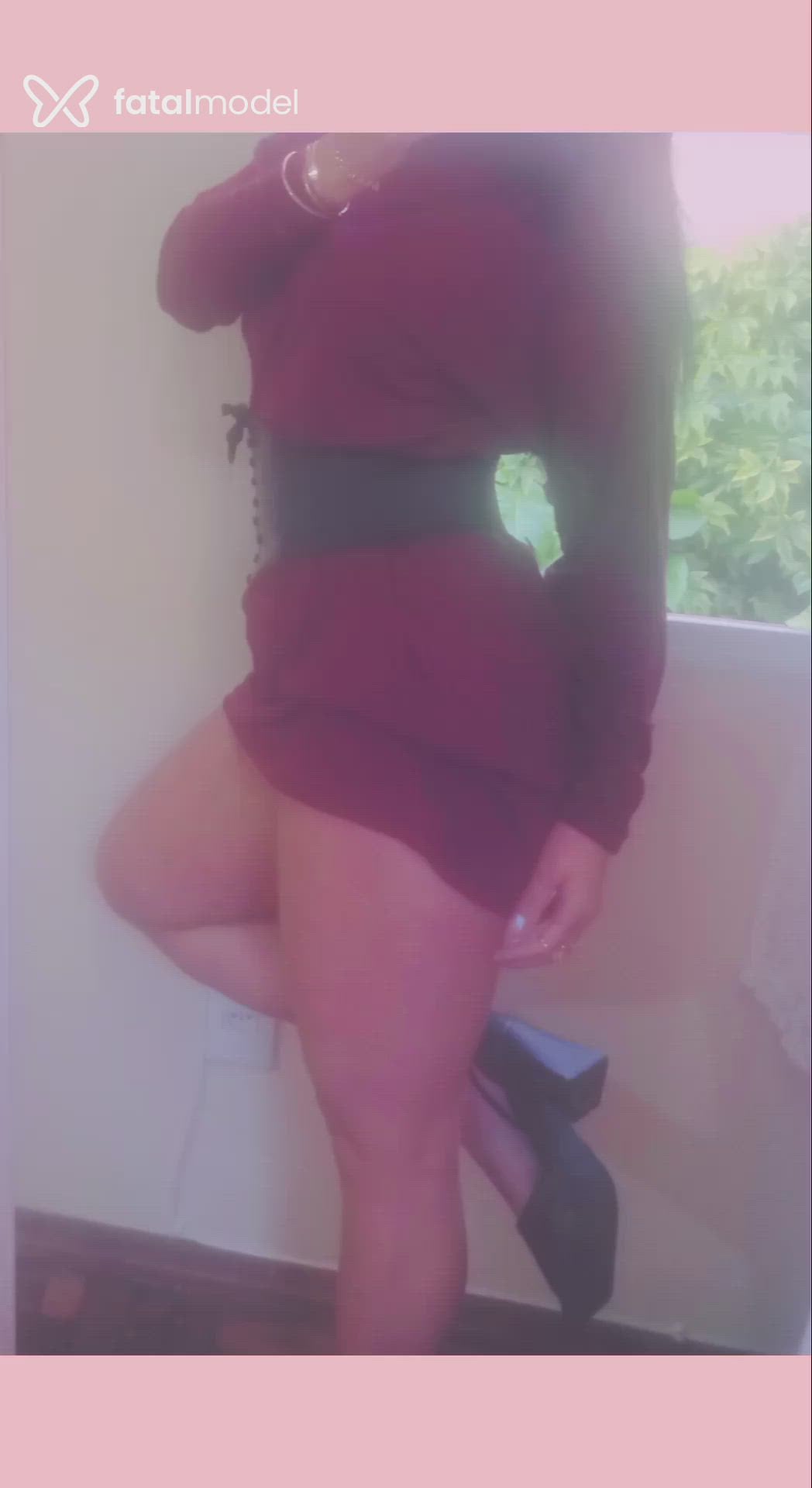 Acompanhante mulher morena (o) de olhos castanhos - Emanuelly