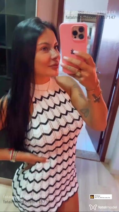 Acompanhante mulher com cabelo castanho de olhos castanhos - Daiane mattos