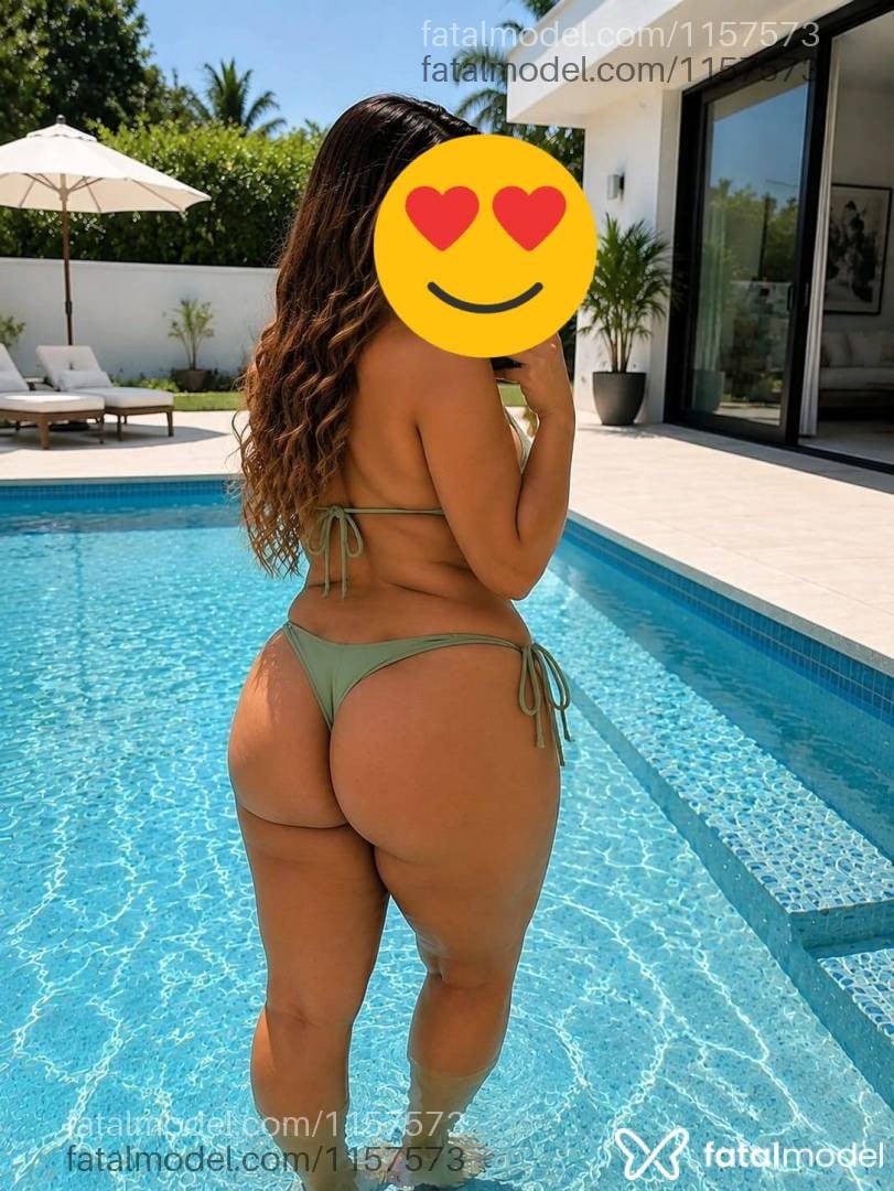 Acompanhante mulher loira (o) de olhos castanhos - Manu Ella Acompanhante mulher loira (o) de olhos castanhos - Manu Ella