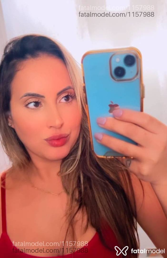 Acompanhante mulher loira (o) de olhos castanhos em Pirassununga - Carol Ferraz