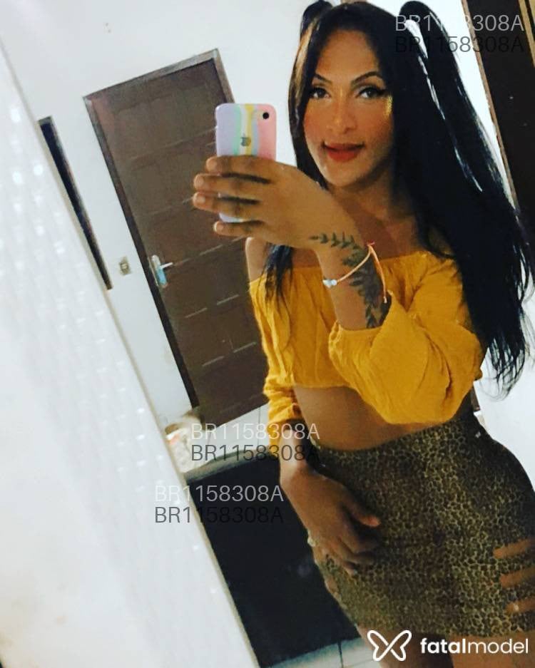Acompanhante mulher trans morena (o) de olhos castanhos em São Mateus - Yasmim