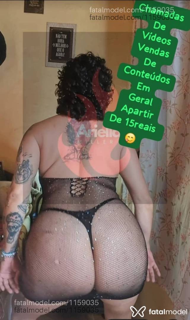 Acompanhante mulher morena (o) de olhos verdes - Ariella Miller