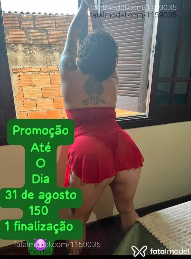 Acompanhante mulher morena (o) de olhos verdes - Ariella Miller