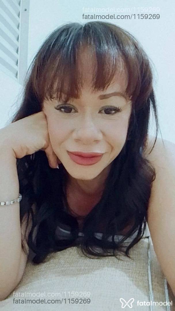 Acompanhante mulher com cabelo castanho de olhos castanhos - Amanda Dutra