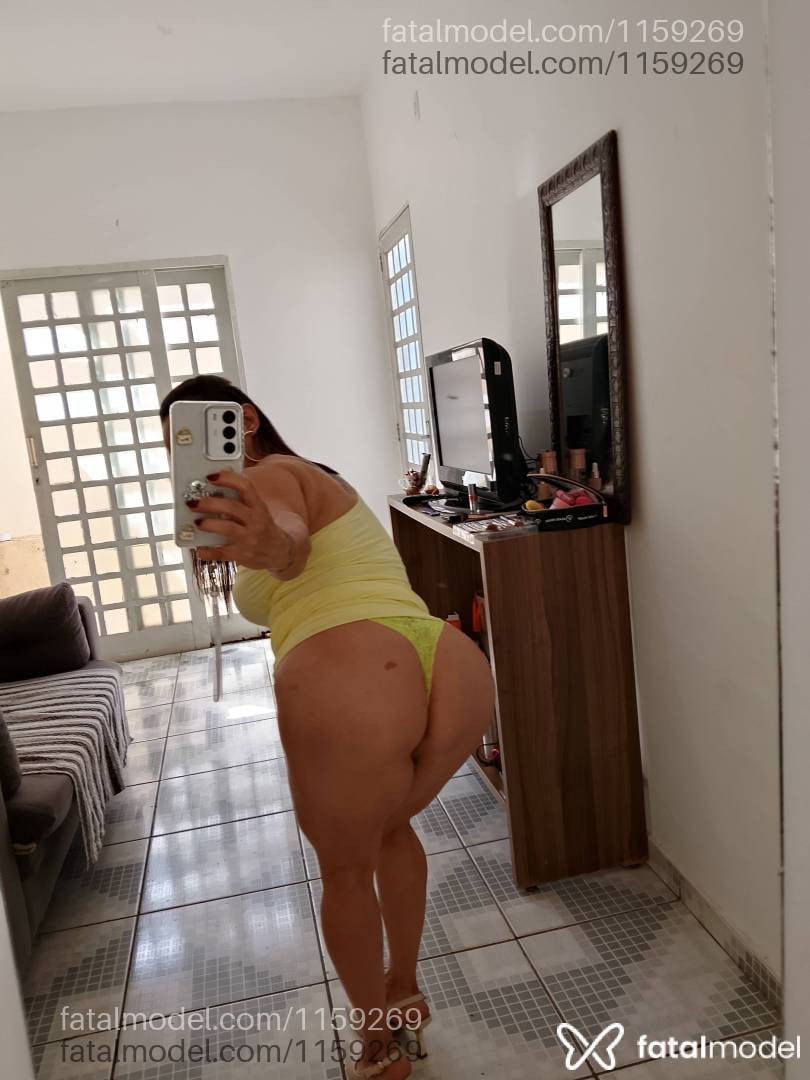 Acompanhante mulher com cabelo castanho de olhos castanhos em Uberaba - Amanda Dutra