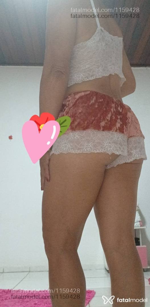 Acompanhante mulher morena (o) de olhos pretos - Rayssa