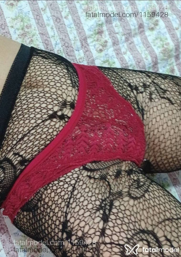 Acompanhante mulher morena (o) de olhos pretos - Rayssa