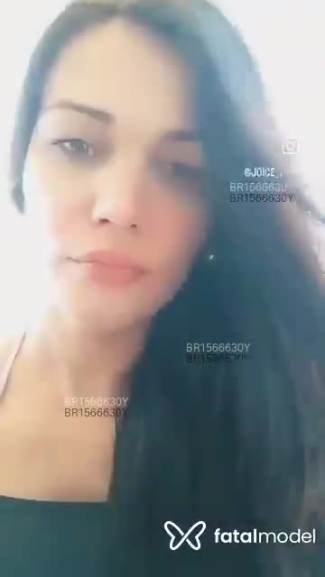 Acompanhante mulher morena (o) de olhos verdes em São José - Morena Bell