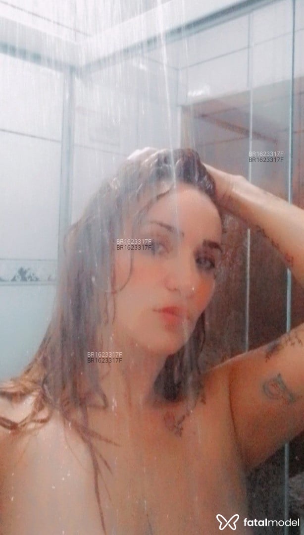 Acompanhante mulher ruiva (o) de olhos castanhos em Guaíra Acompanhante mulher ruiva (o) de olhos castanhos em Guaíra - Thays