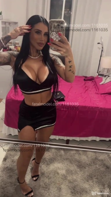 Acompanhante mulher morena (o) de olhos castanhos em São José Acompanhante mulher morena (o) de olhos castanhos em São José - Iza mello