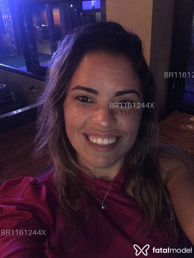 Acompanhante mulher morena (o) de olhos castanhos em São Paulo Acompanhante mulher morena (o) de olhos castanhos em São Paulo - Daisy