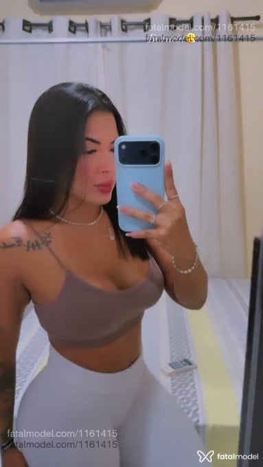 Acompanhante mulher morena (o) de olhos pretos - Grazyy Santtos