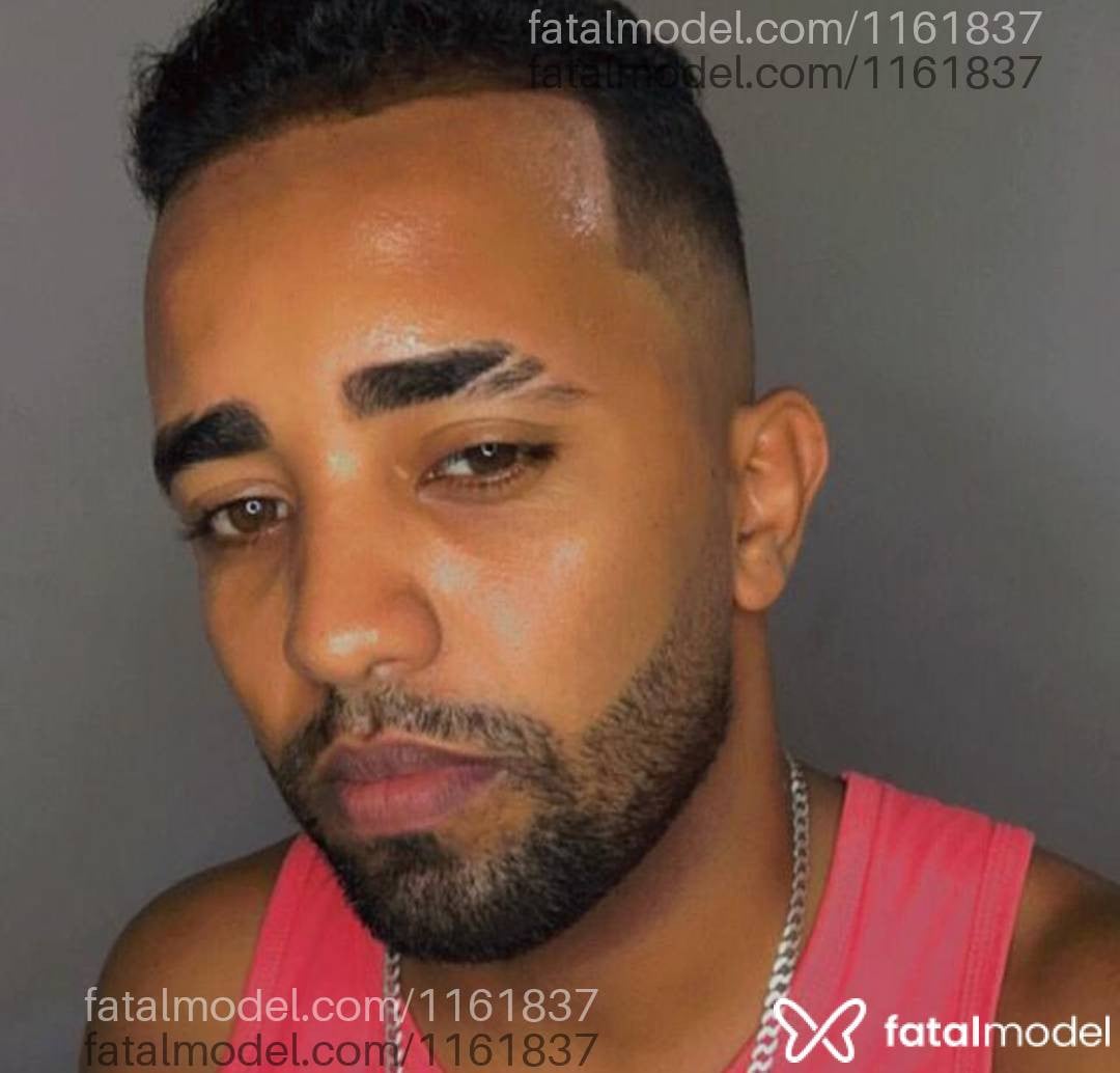 Acompanhante homem com cabelo castanho de olhos mel em Maceió Acompanhante homem com cabelo castanho de olhos mel em Maceió - Everton Pereira