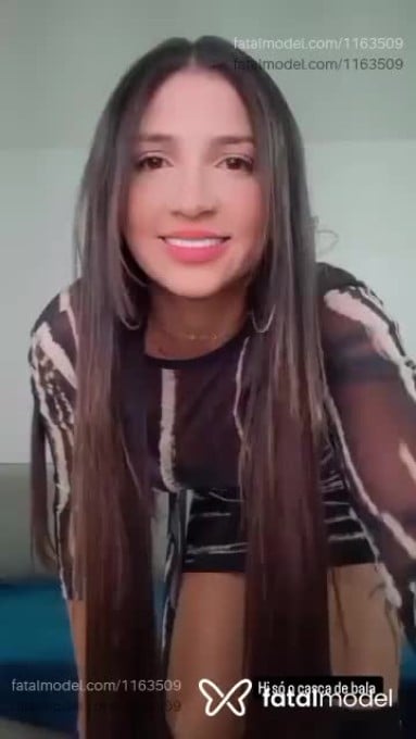 Acompanhante mulher morena (o) de olhos mel em Itumbiara - Alice buarque