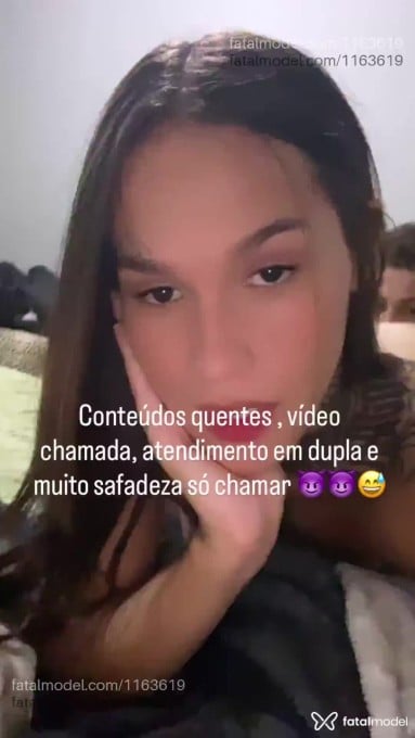 Acompanhante mulher trans com cabelo castanho de olhos castanhos em Cascavel - Rafaela