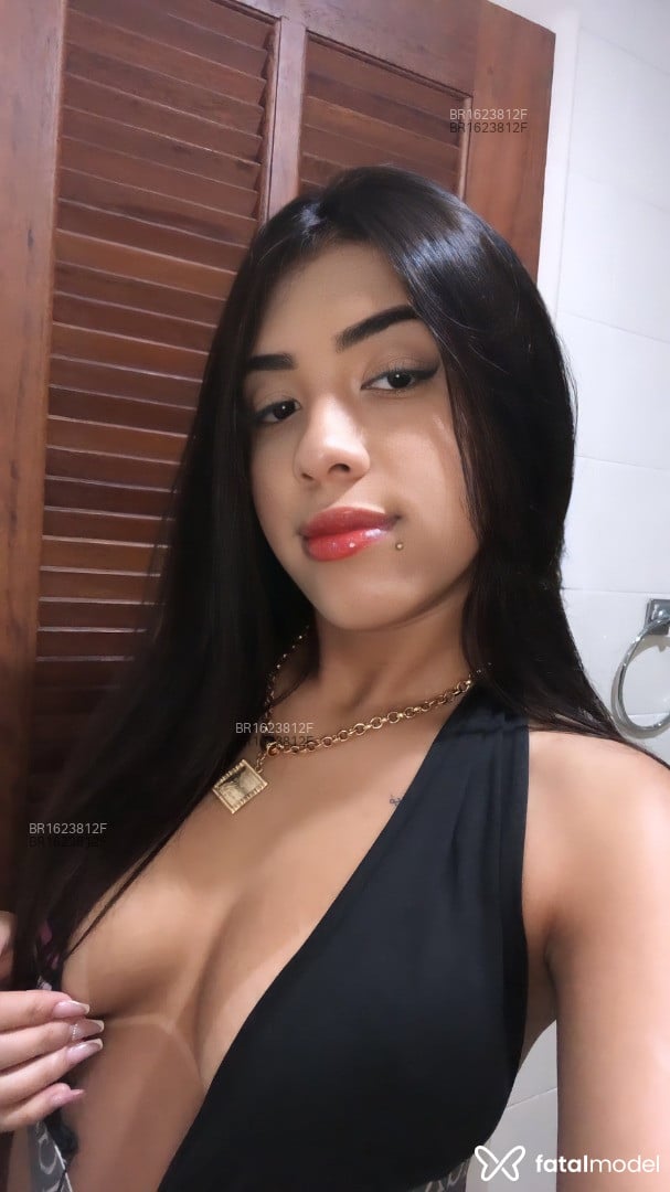 Acompanhante mulher morena (o) de olhos castanhos - Mariana