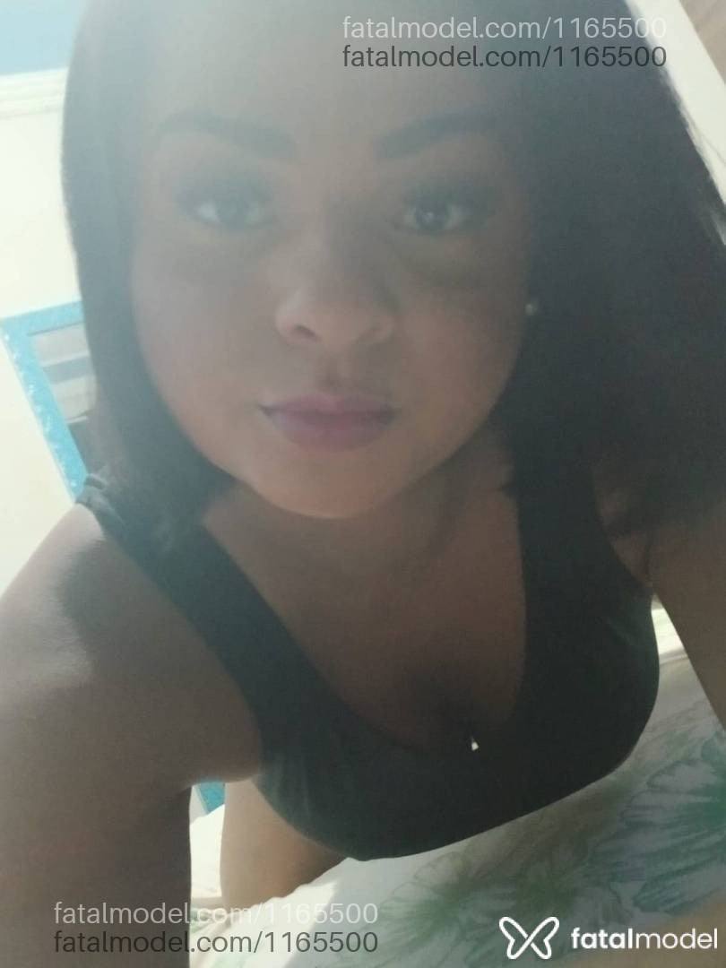 Acompanhante travesti com cabelo castanho de olhos castanhos em Patos de Minas - Antonella Cox
