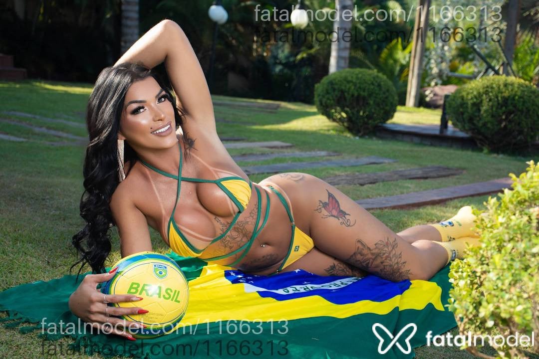 Acompanhante travesti morena (o) de olhos castanhos em Governador Valadares Acompanhante travesti morena (o) de olhos castanhos em Governador Valadares - Polyanna Medeiros