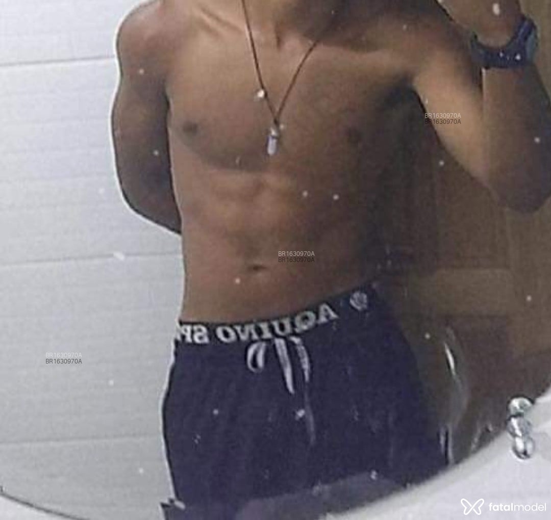 Acompanhante homem morena (o) de olhos castanhos em Salvador - Kauan