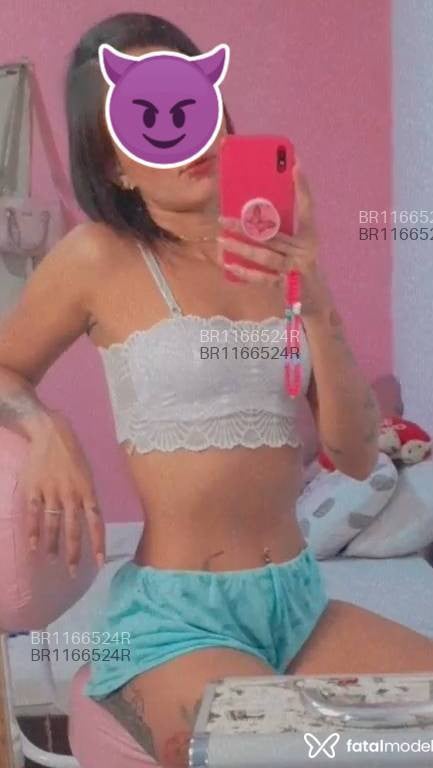 Acompanhante mulher com cabelo castanho de olhos castanhos em Bom Despacho Acompanhante mulher com cabelo castanho de olhos castanhos em Bom Despacho - Jhulya Andrade
