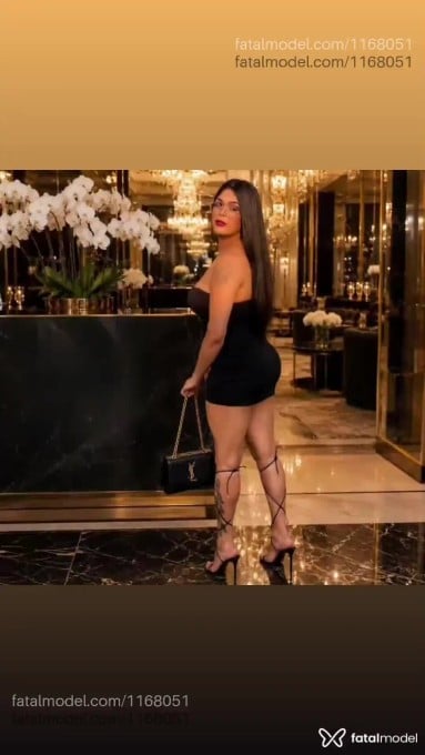 Acompanhante travesti com cabelo castanho de olhos castanhos em Lages Acompanhante travesti com cabelo castanho de olhos castanhos em Lages - Sheyla