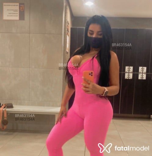 Acompanhante mulher morena (o) de olhos castanhos em Maringá - Thalia Gudinne
