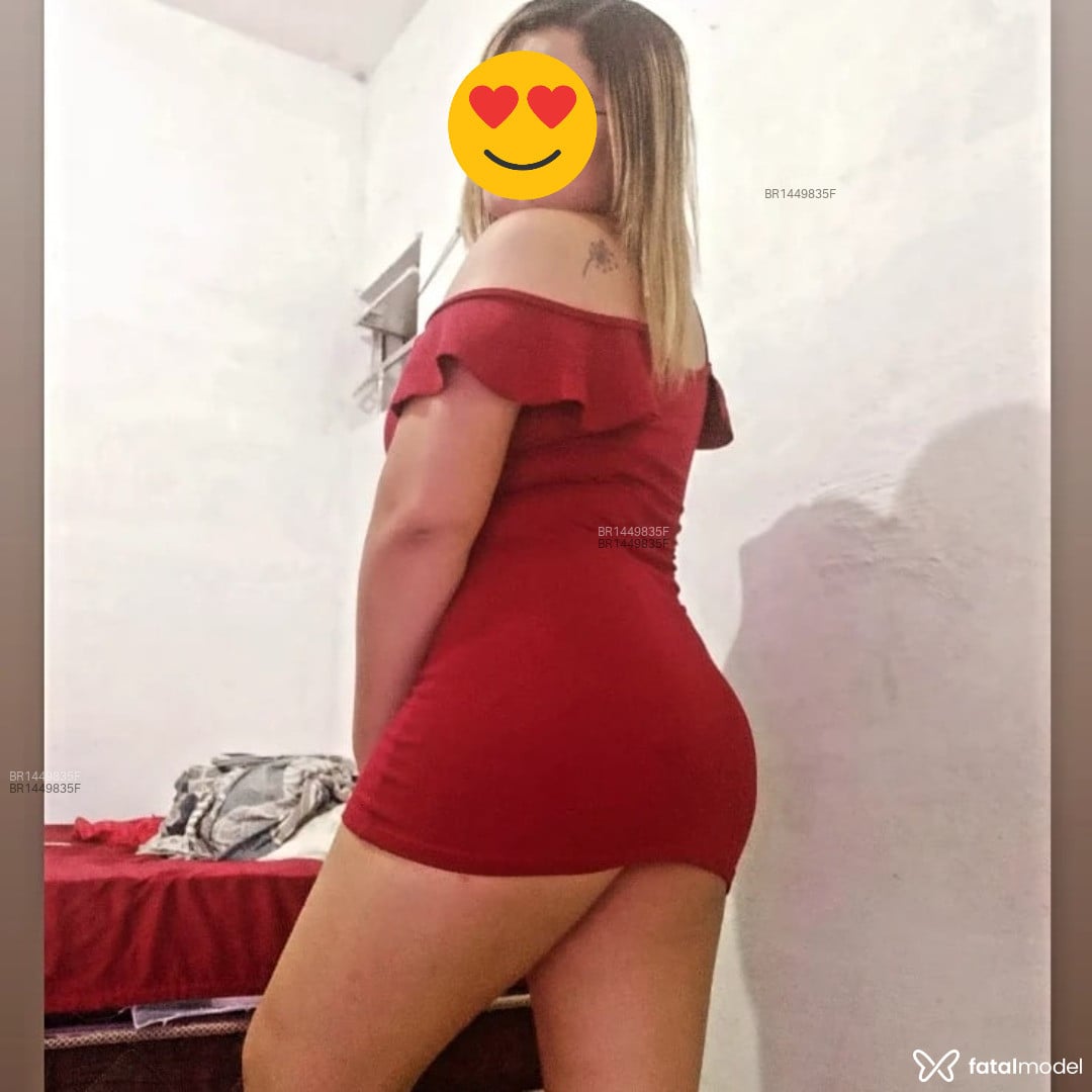 Acompanhante mulher loira (o) de olhos castanhos em Picos Acompanhante mulher loira (o) de olhos castanhos em Picos - Esthefanny