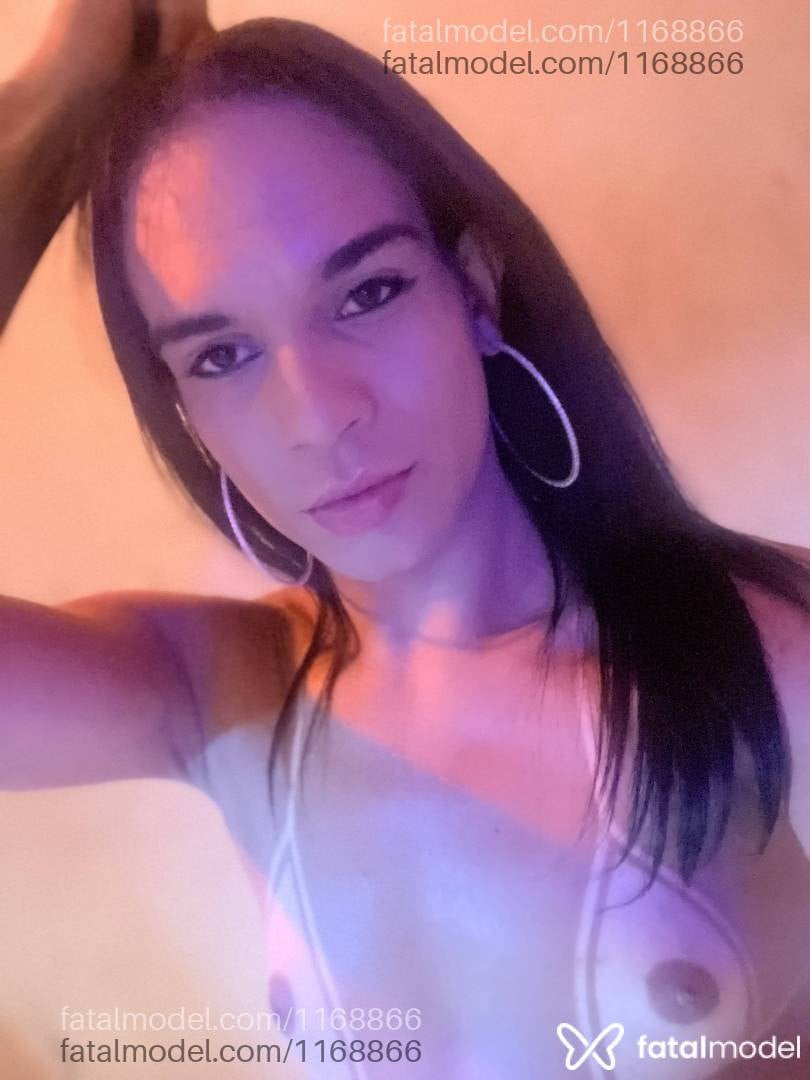 Acompanhante travesti morena (o) de olhos pretos em Belo Horizonte Acompanhante travesti morena (o) de olhos pretos em Belo Horizonte - Bianca Pereira