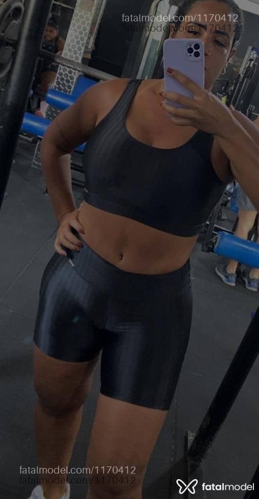 Acompanhante mulher com cabelo castanho de olhos castanhos em Manhuaçu - Vicky